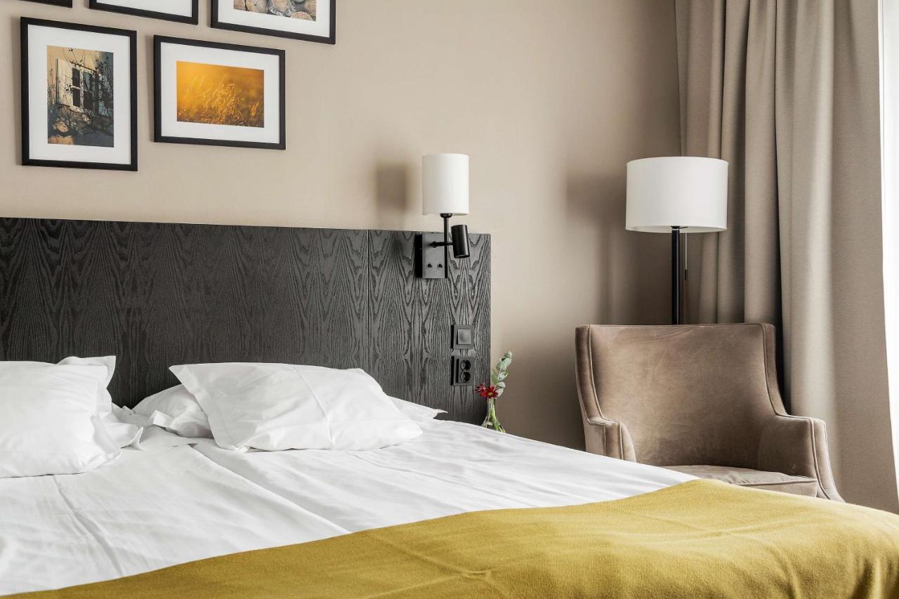 Best Western Plus Hotel Plaza Вестерос Екстер'єр фото