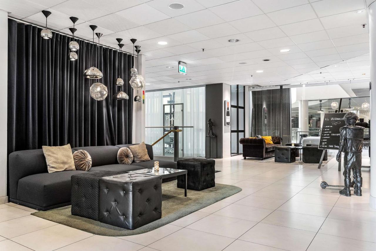 Best Western Plus Hotel Plaza Вестерос Екстер'єр фото