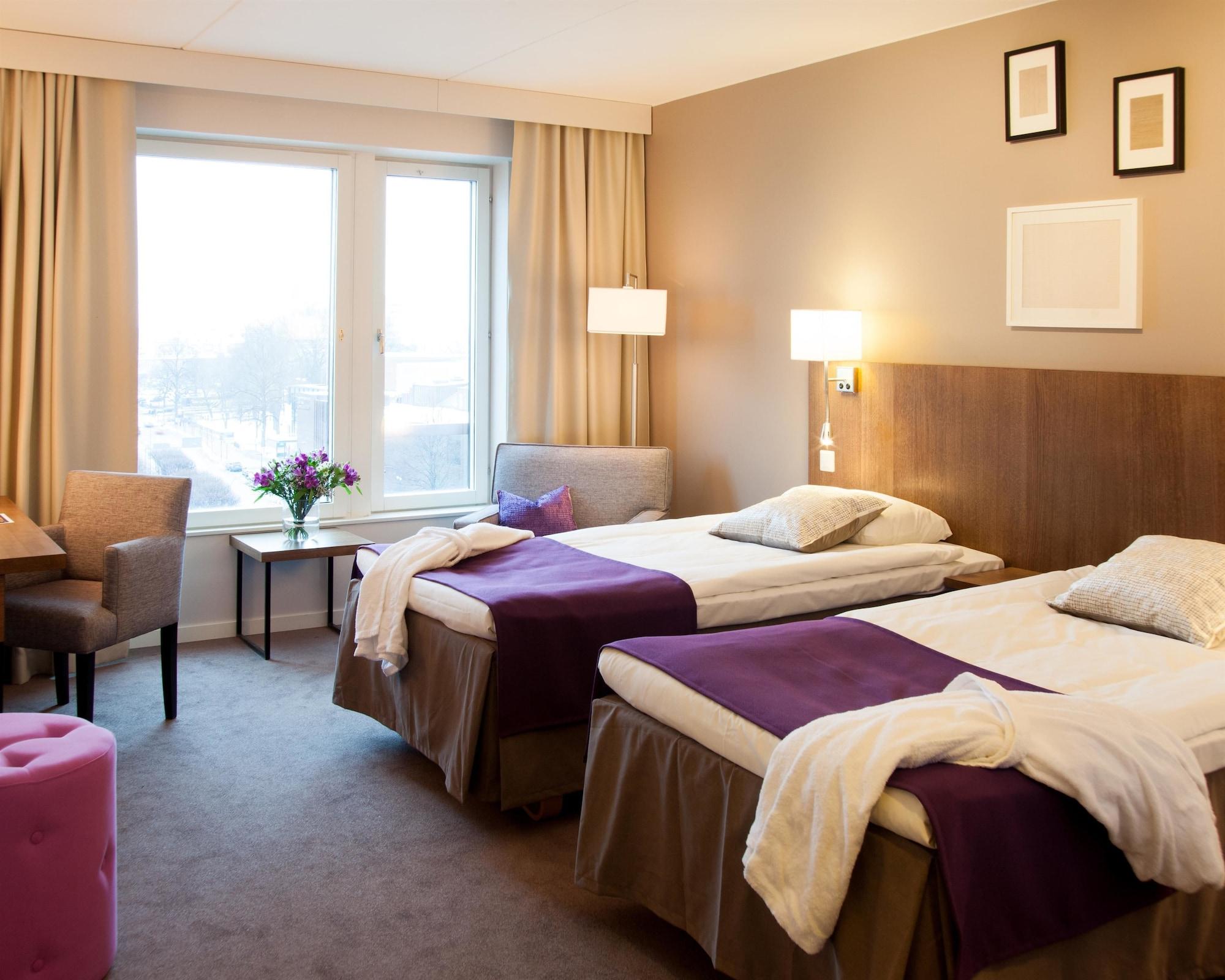 Best Western Plus Hotel Plaza Вестерос Екстер'єр фото