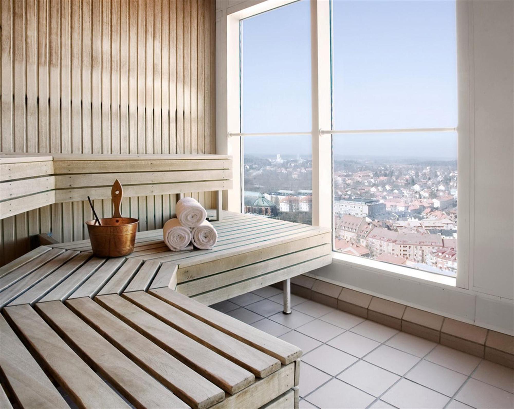 Best Western Plus Hotel Plaza Вестерос Екстер'єр фото