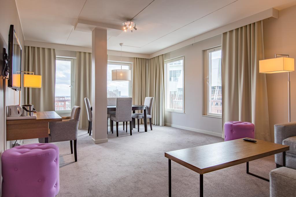 Best Western Plus Hotel Plaza Вестерос Екстер'єр фото